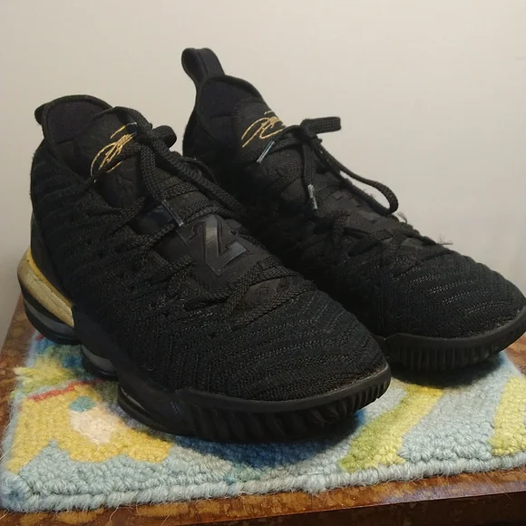 Mens nike lebron xvi lmtd shop